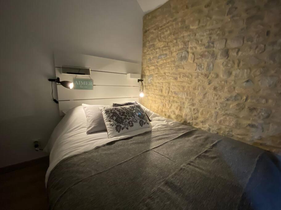 Bed In The City - Appart'Hotel - Historical Center Байо Екстериор снимка