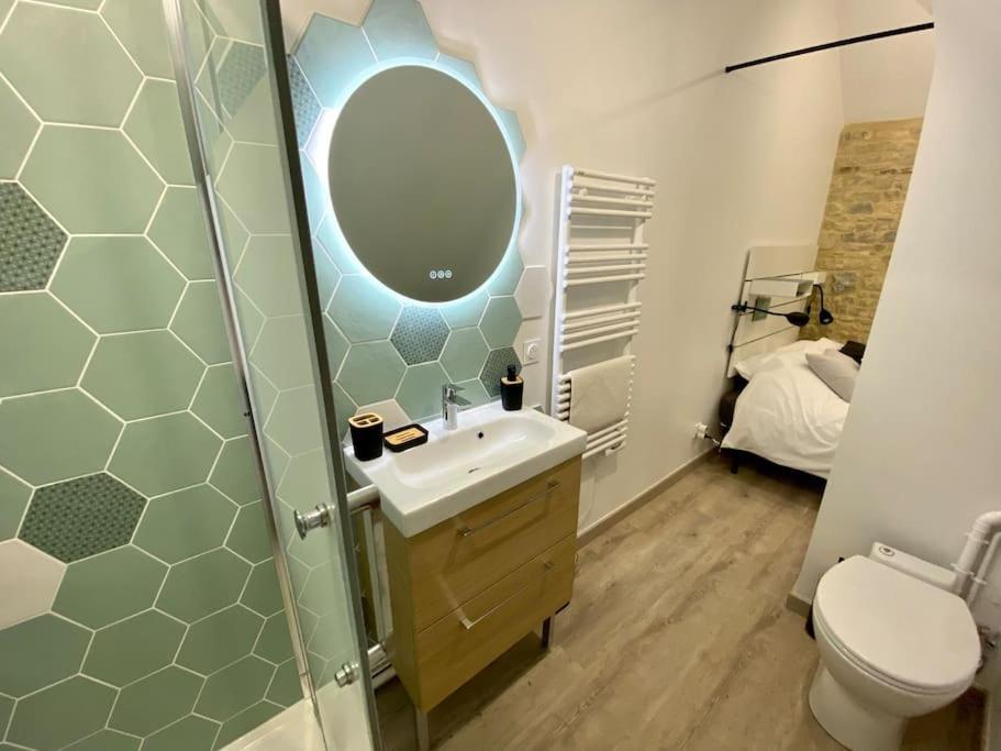 Bed In The City - Appart'Hotel - Historical Center Байо Екстериор снимка